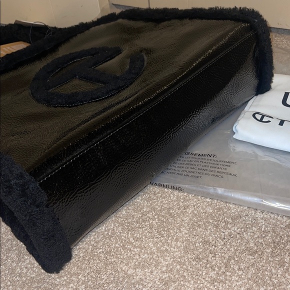 UGG X TELFAR MEDIUM SHOPPER CRINKLE TOTE NEW - Picture 7 of 11